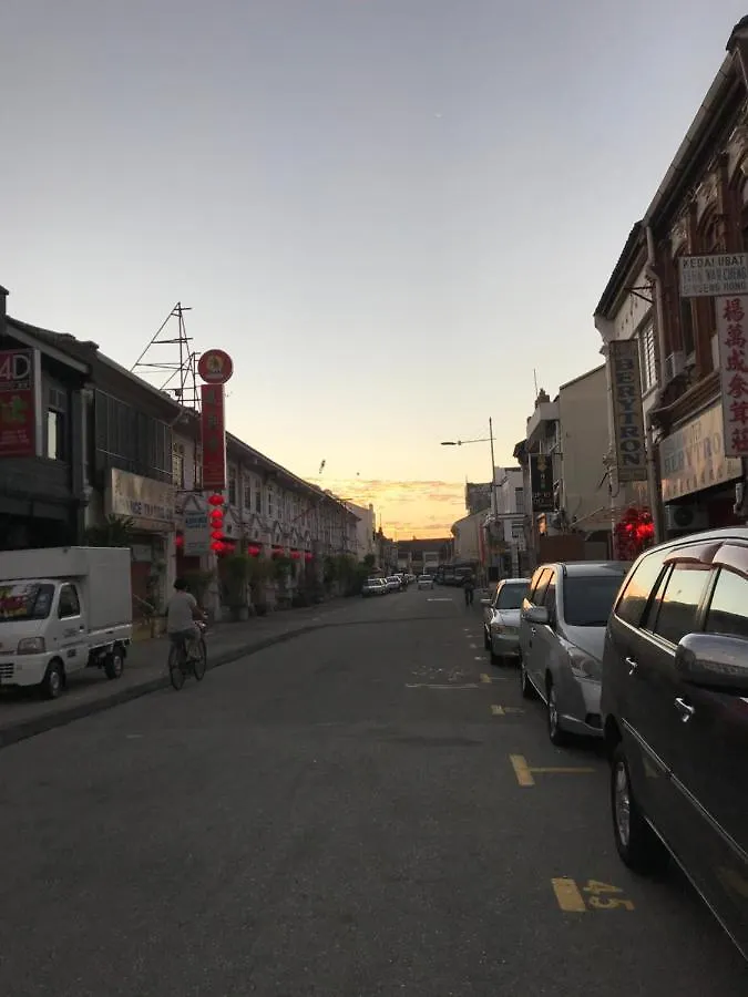 Apple Backpackers Hotel George Town