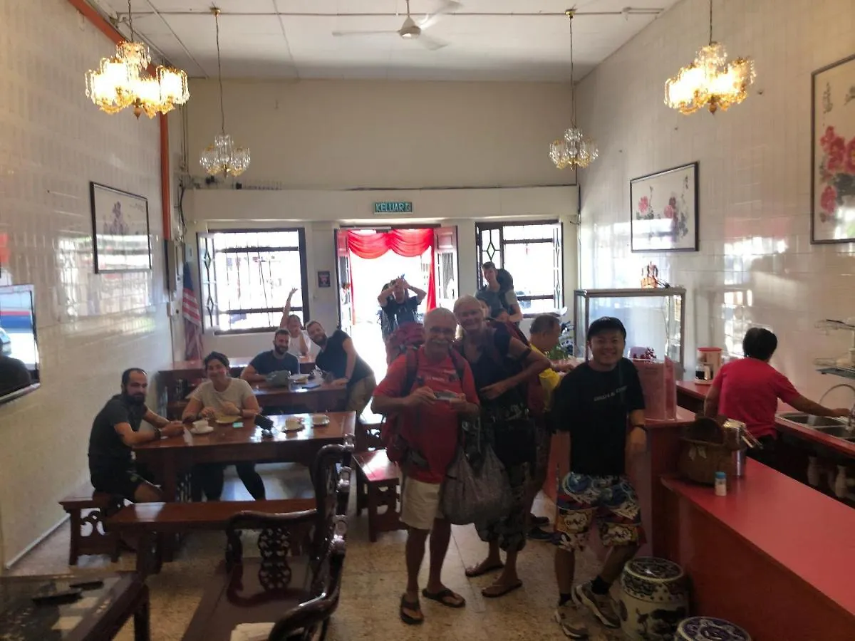 Apple Backpackers Hotel George Town